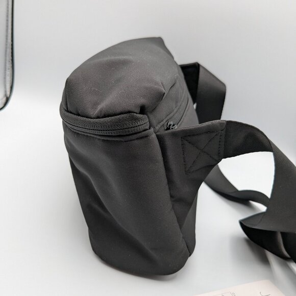 Joan & David 15" High-Density Quilted Nylon Passport Sling Pouch, Black, New - Picture 4 of 16